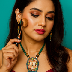 Artistic Shell & Bead Pendant Set – Green Thread Tribal Style
