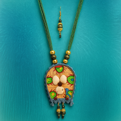 Artistic Shell & Bead Pendant Set – Green Thread Tribal Style