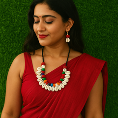 Multicolor Threaded Cowrie Necklace Set