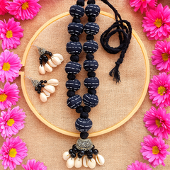 Black Handcrafted Cowrie Shell Necklace Set