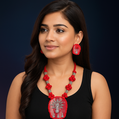 Red Goddess Motif Pendant Necklace Set