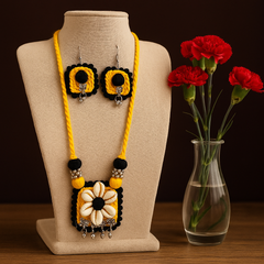 Black & Yellow Floral Shell Necklace Set