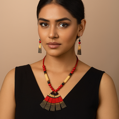 Red & Black Beaded Fan Pendant Necklace