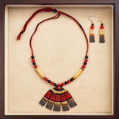 Mix Red & Brown Beaded Fan Pendant Necklace