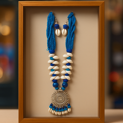 Blue Thread Shell Necklace Set with Sun-Shaped Pendant