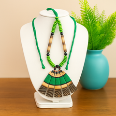 Green & Black Beaded Fan Pendant Necklace