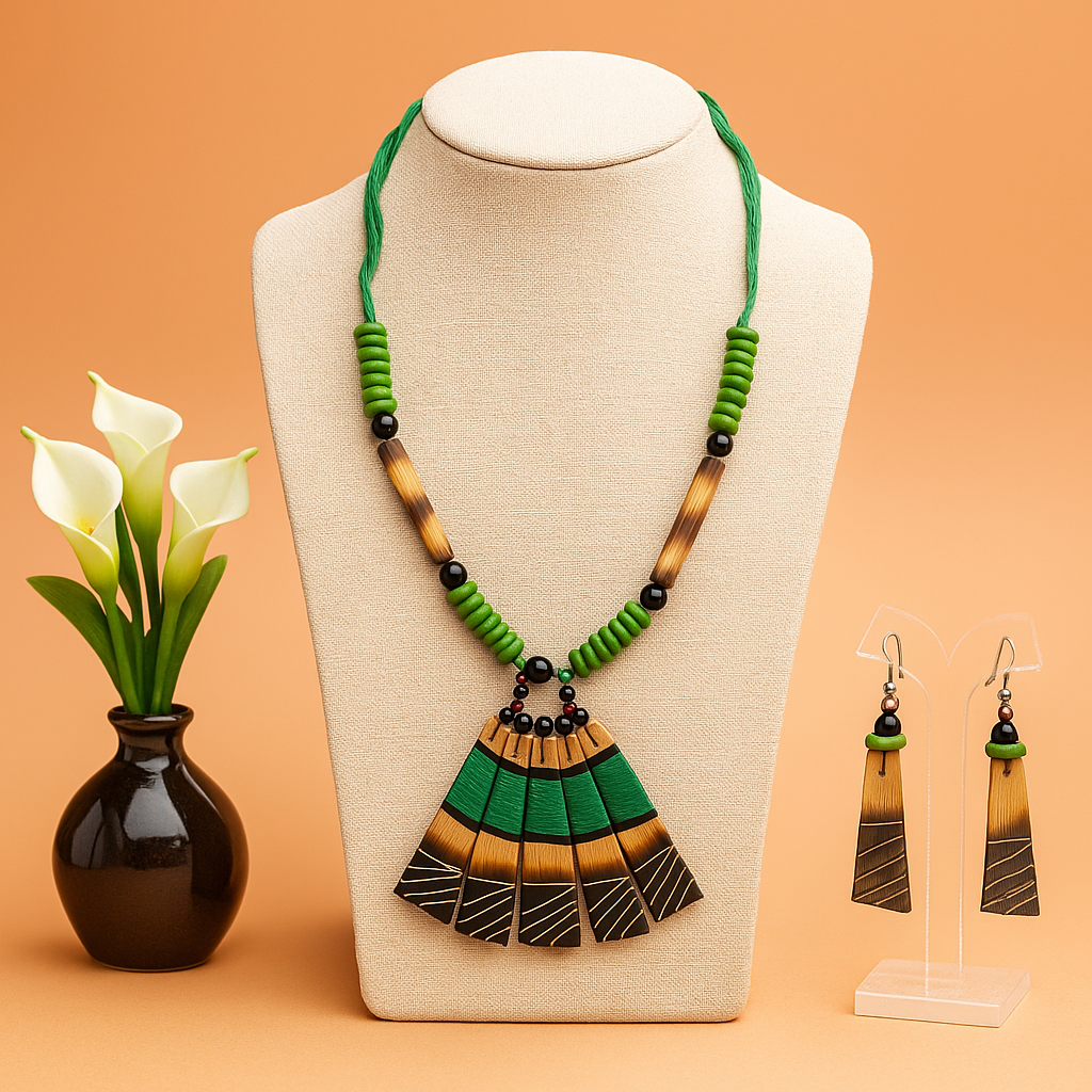 Green & Black Beaded Fan Pendant Necklace