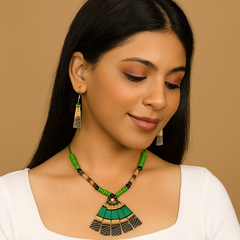 Green & Black Beaded Fan Pendant Necklace